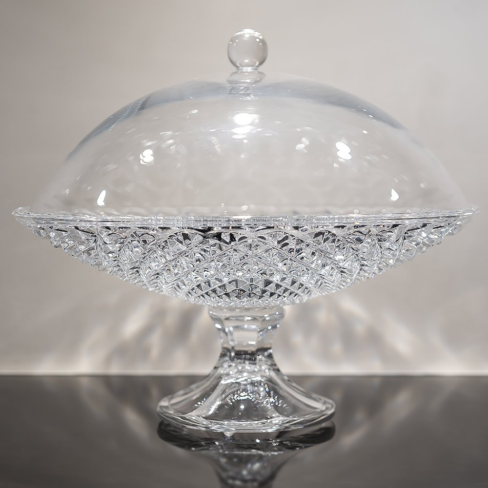 Bowl on a leg with lid  Rogaska &quot;Diamond&quot;